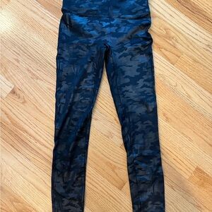 SPANX Women's Black Camo Leggings